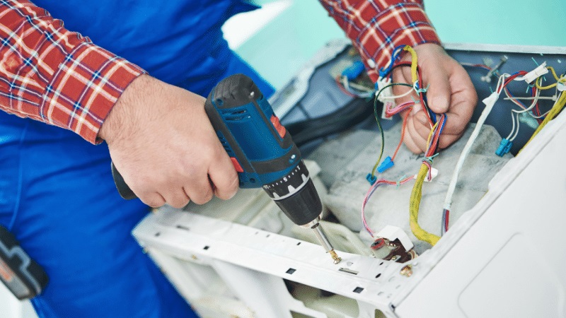 Adapazarı Dominox Dominox çamaşır makinesi kart tamiri – Su almama arızası orijinal parça ile giderildi. - Teknik servis örneği